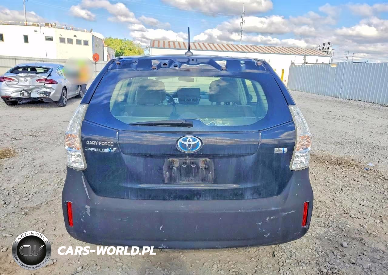 2013 Toyota Prius V Three VIN:JTDZN3EU8D3224739 - 6