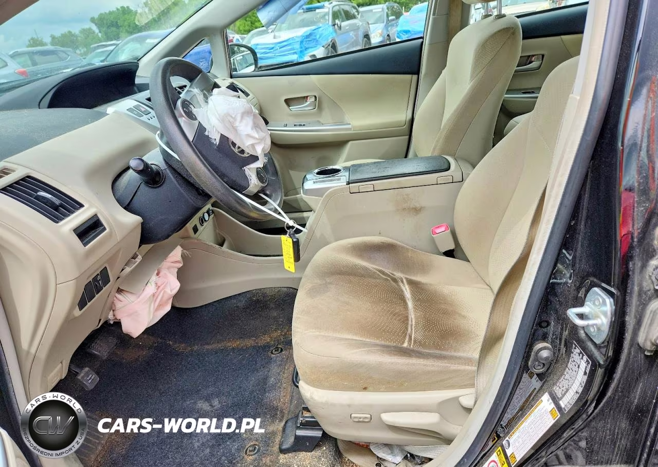 2013 Toyota Prius V Three VIN:JTDZN3EU8D3224739 - 7