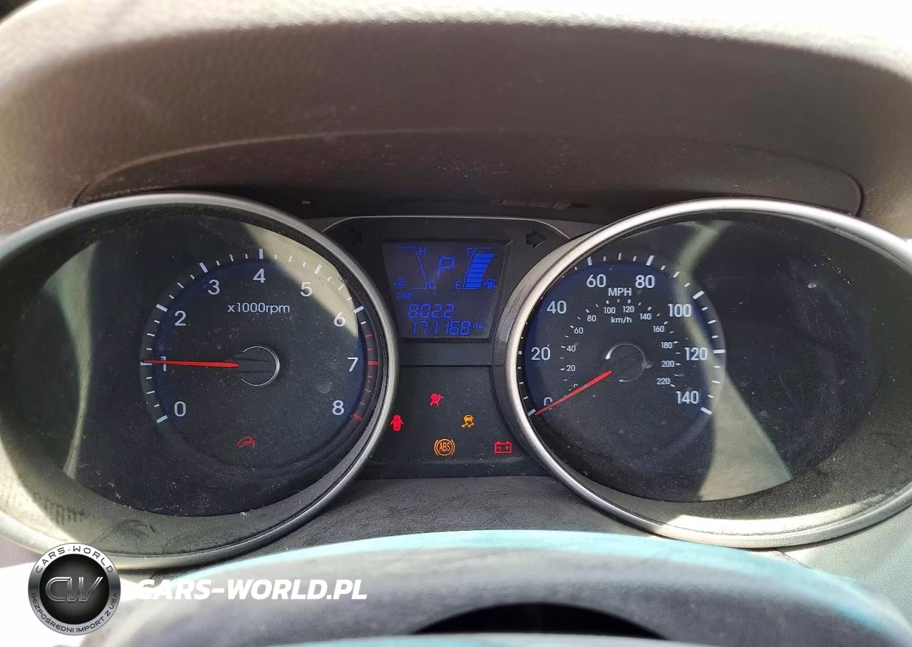 2010 Hyundai Tucson Limited VIN:KM8JU3AC2AU101064 - 9