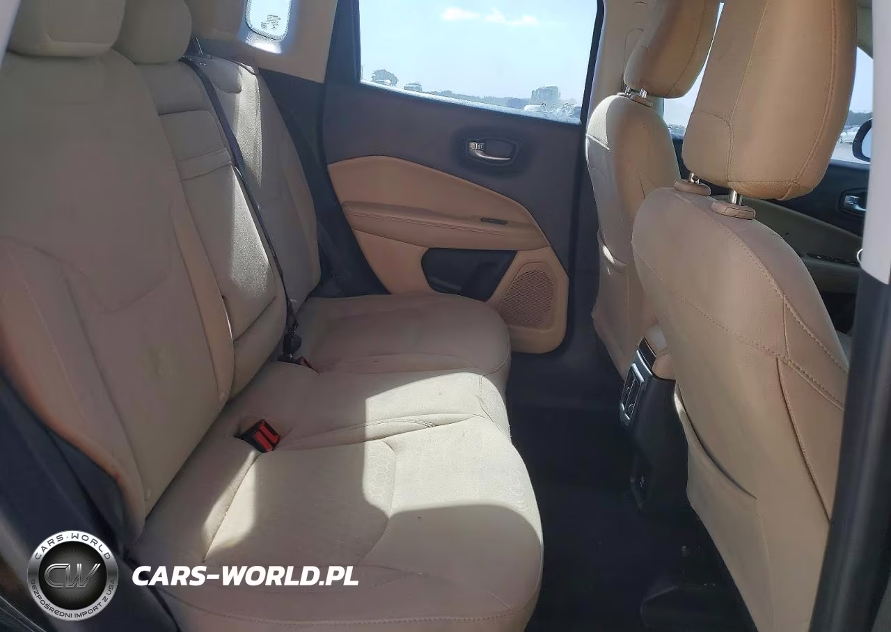 2018 Jeep Compass Sport VIN:3C4NJCAB1JT267477 - 11