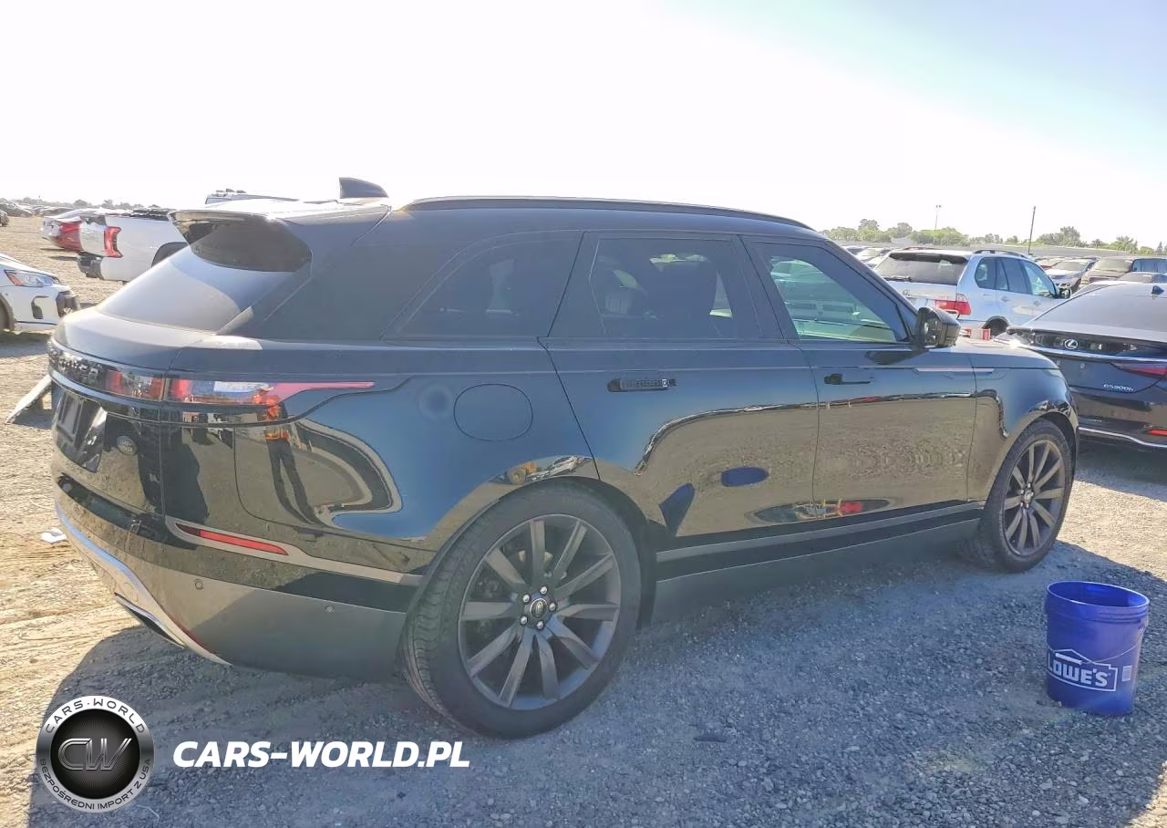 2018 Land Rover Range Rover Velar R-Dynamic Hse VIN:SALYM2RV1JA733602 - 3
