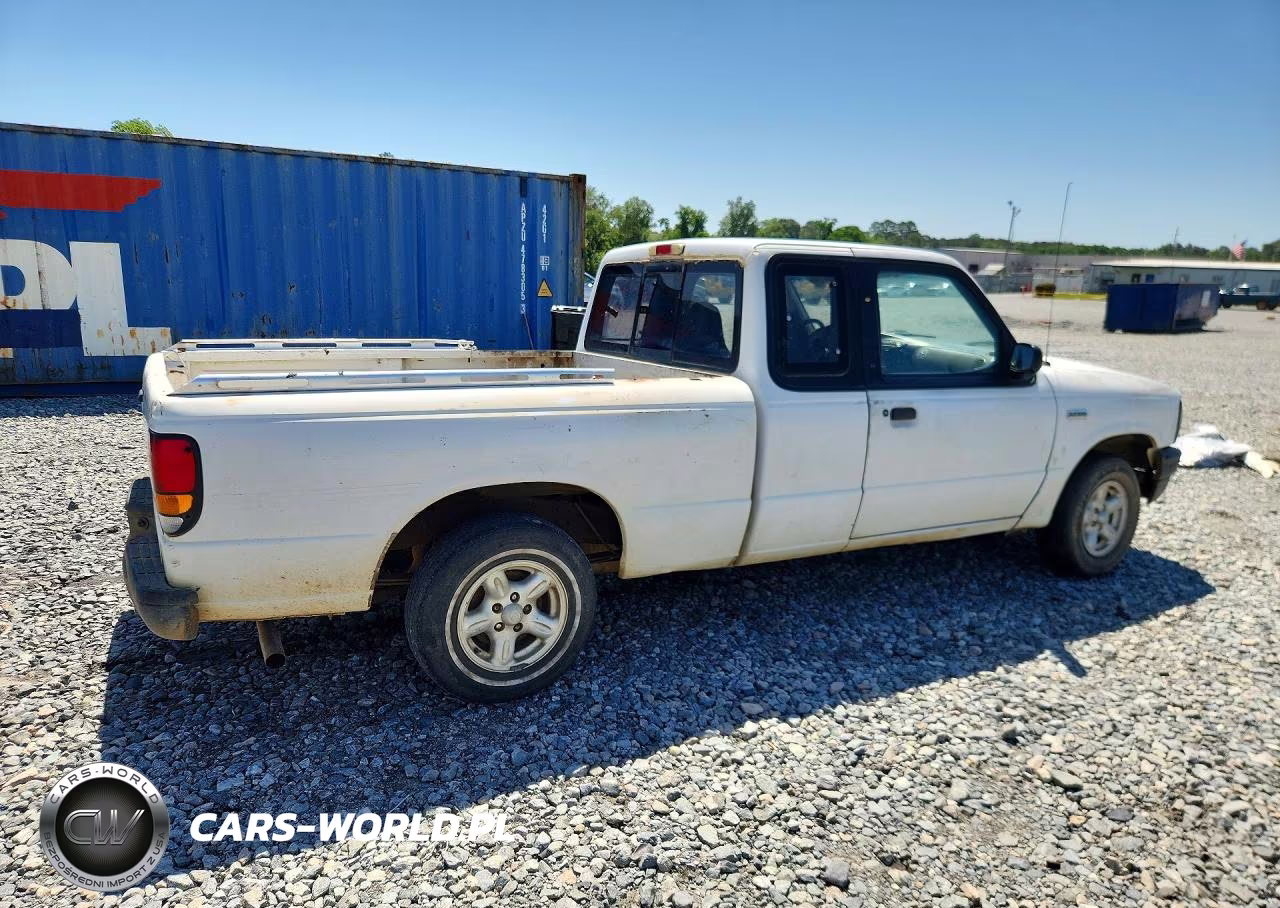 1995 Mazda B2300 Cab Plus VIN:4F4CR16A3STM10065 - 3