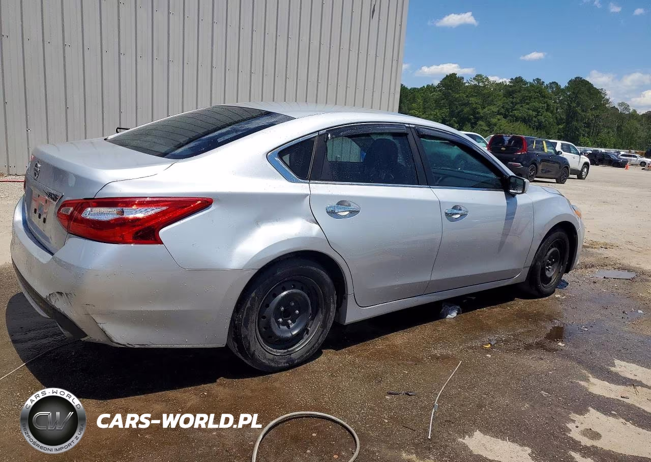 2017 Nissan Altima 2.5 S VIN:1N4AL3AP3HN348064 - 3