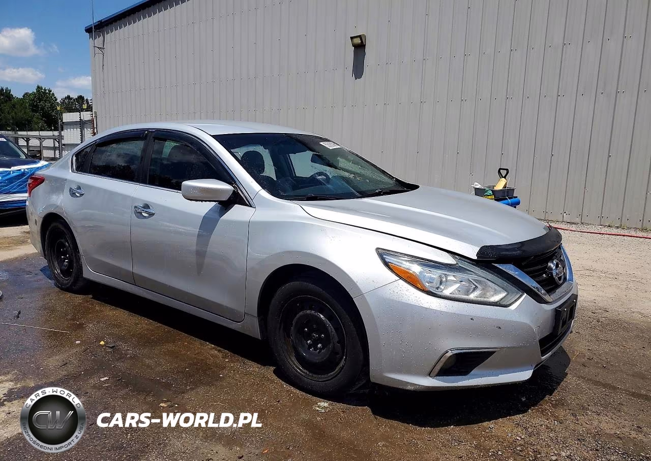 2017 Nissan Altima 2.5 S VIN:1N4AL3AP3HN348064 - 4