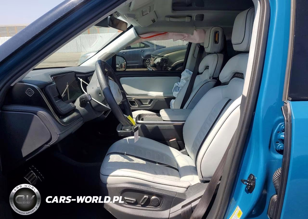 2026 Rivian R1S Adventure VIN:7PDSGABA9RN033281 - 7