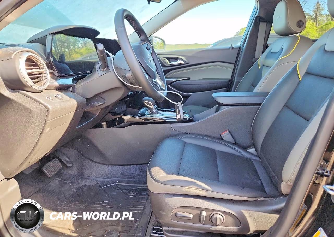 2025 Chevrolet Trax Activ VIN:KL77LKEP1SC313211 - 7