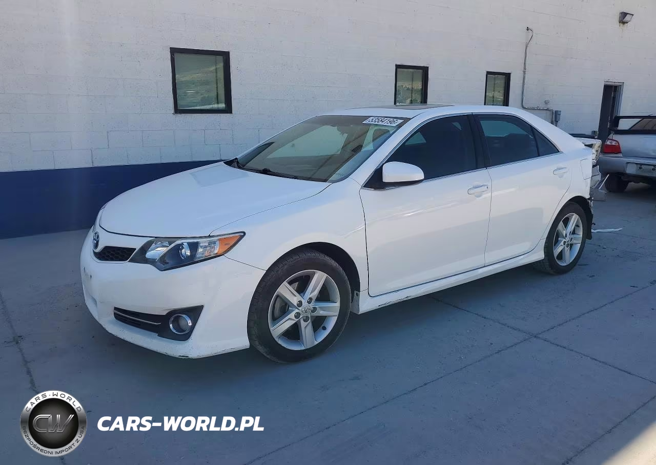 2012 Toyota Camry Se – zdjęcie 1 z 12