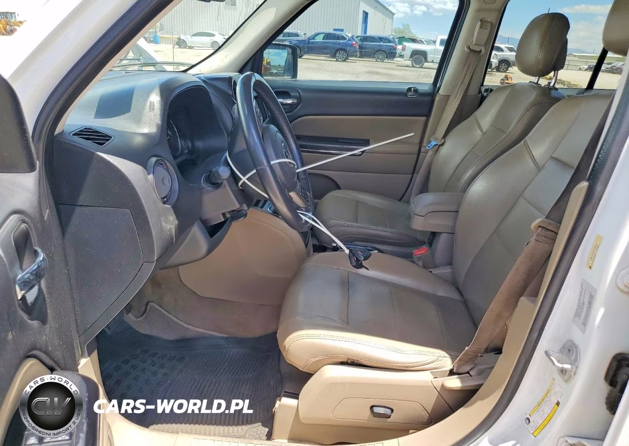 2015 Jeep Patriot VIN:1C4NJPCB5FD203301 - 7