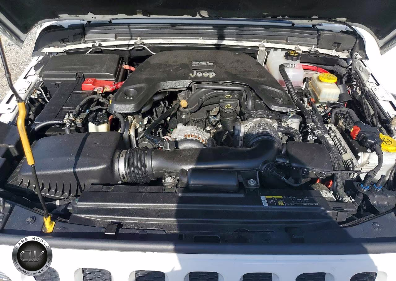 2018 Jeep Wrangler Unlimited Sport VIN:1C4HJXDG1JW305263 - 11