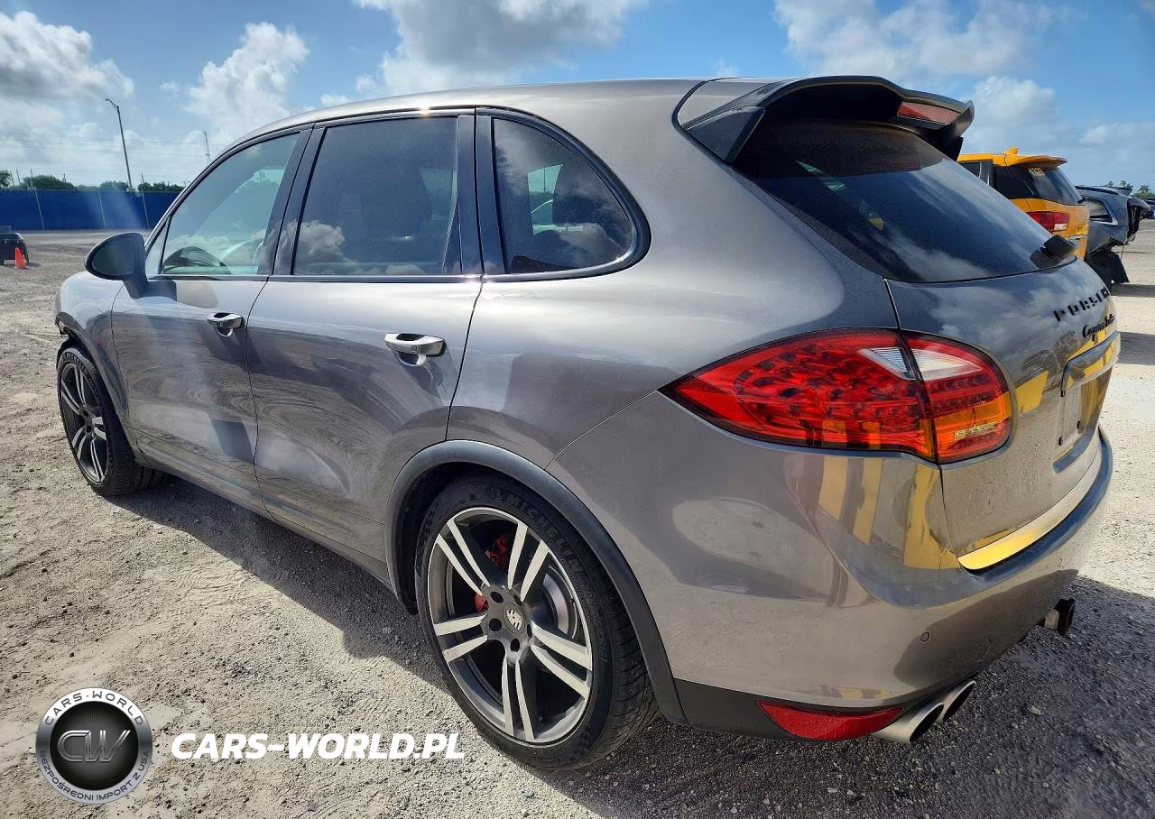 2011 Porsche Cayenne Turbo VIN:WP1AC2A21BLA82036 - 2