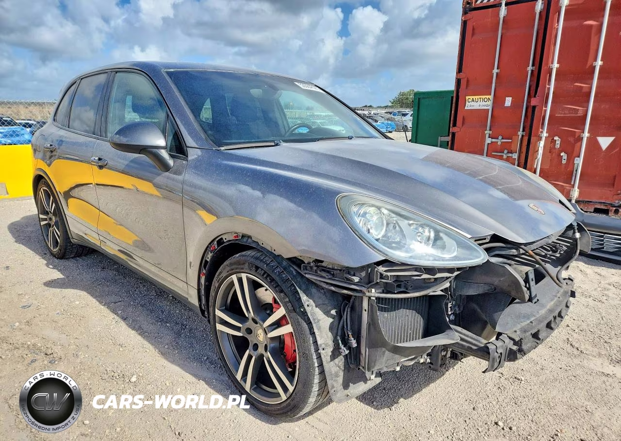 2011 Porsche Cayenne Turbo VIN:WP1AC2A21BLA82036 - 4