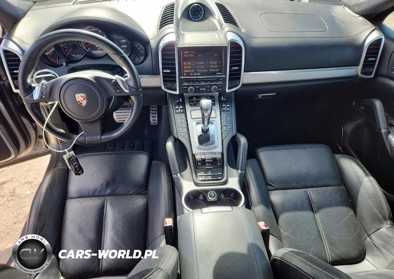 2011 Porsche Cayenne Turbo VIN:WP1AC2A21BLA82036 - 8