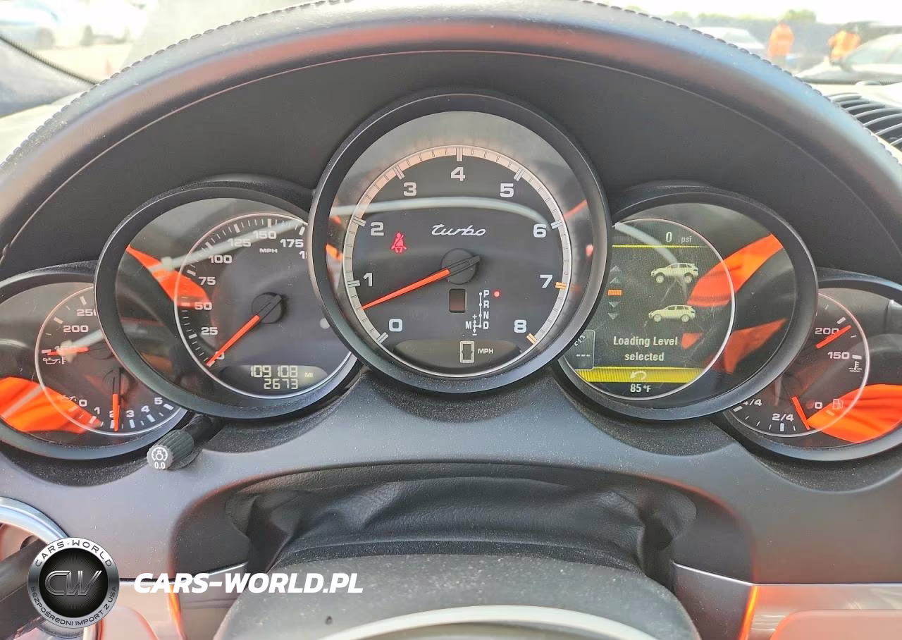 2011 Porsche Cayenne Turbo VIN:WP1AC2A21BLA82036 - 9