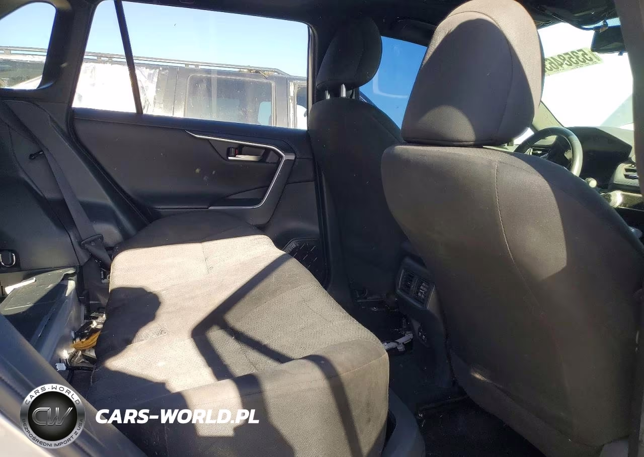 2019 Toyota Rav4 Xse VIN:JTMEWRFV8KJ024314 - 11