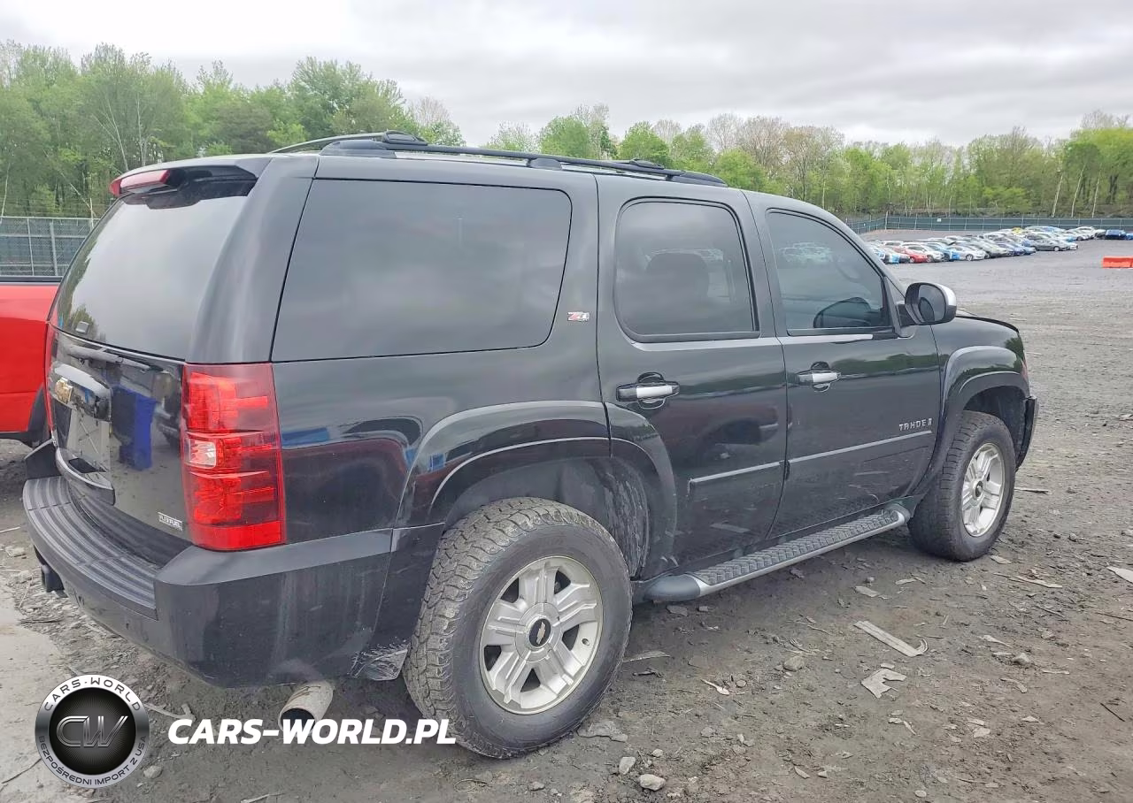 2007 Chevrolet Tahoe K1500 VIN:1GNFK13087R357333 - 3