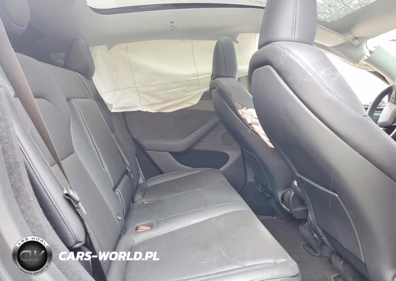 2026 Tesla Model Y VIN:7SAYGDEE5TA486286 - 10