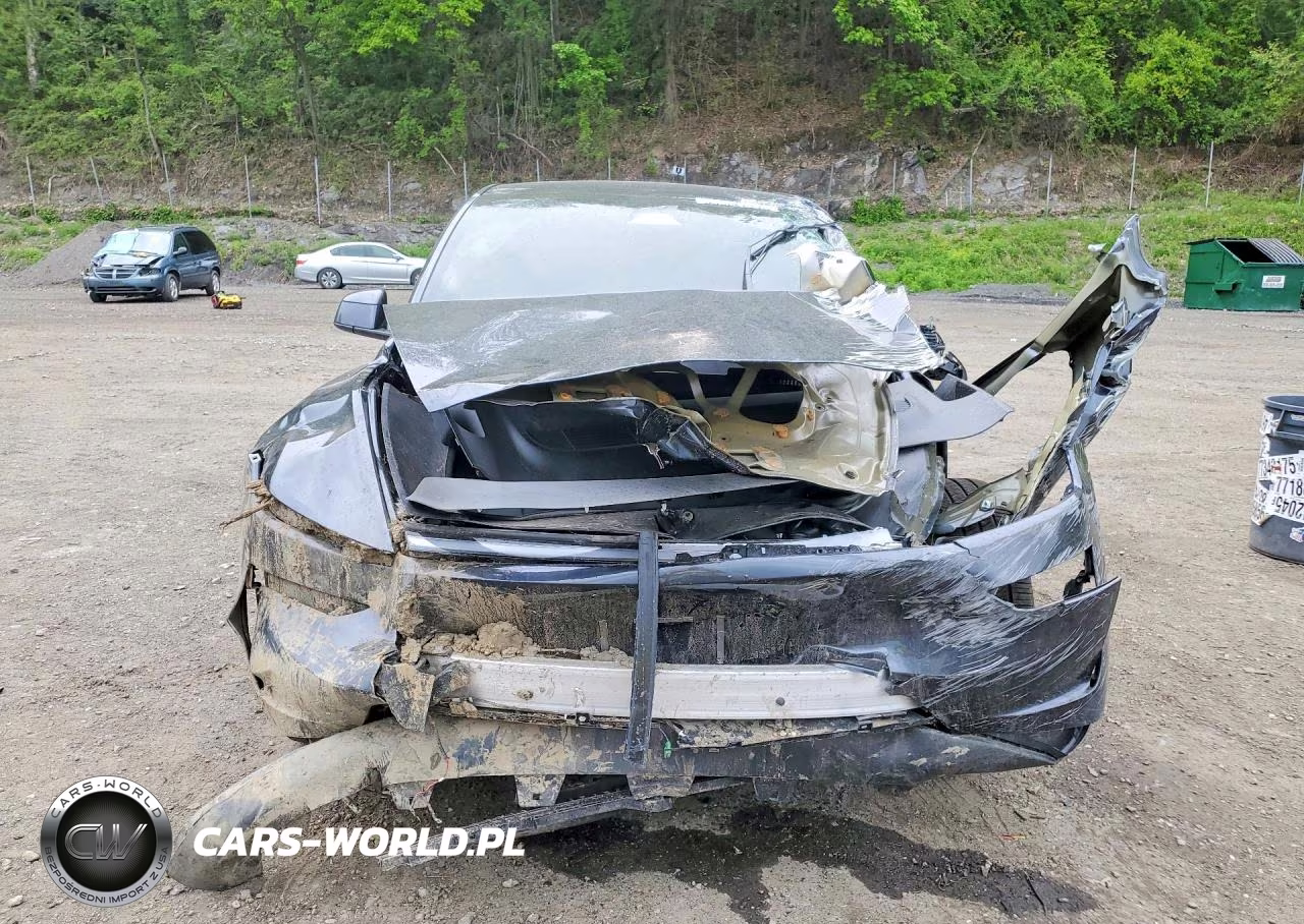 2026 Tesla Model Y VIN:7SAYGDEE5TA486286 - 5