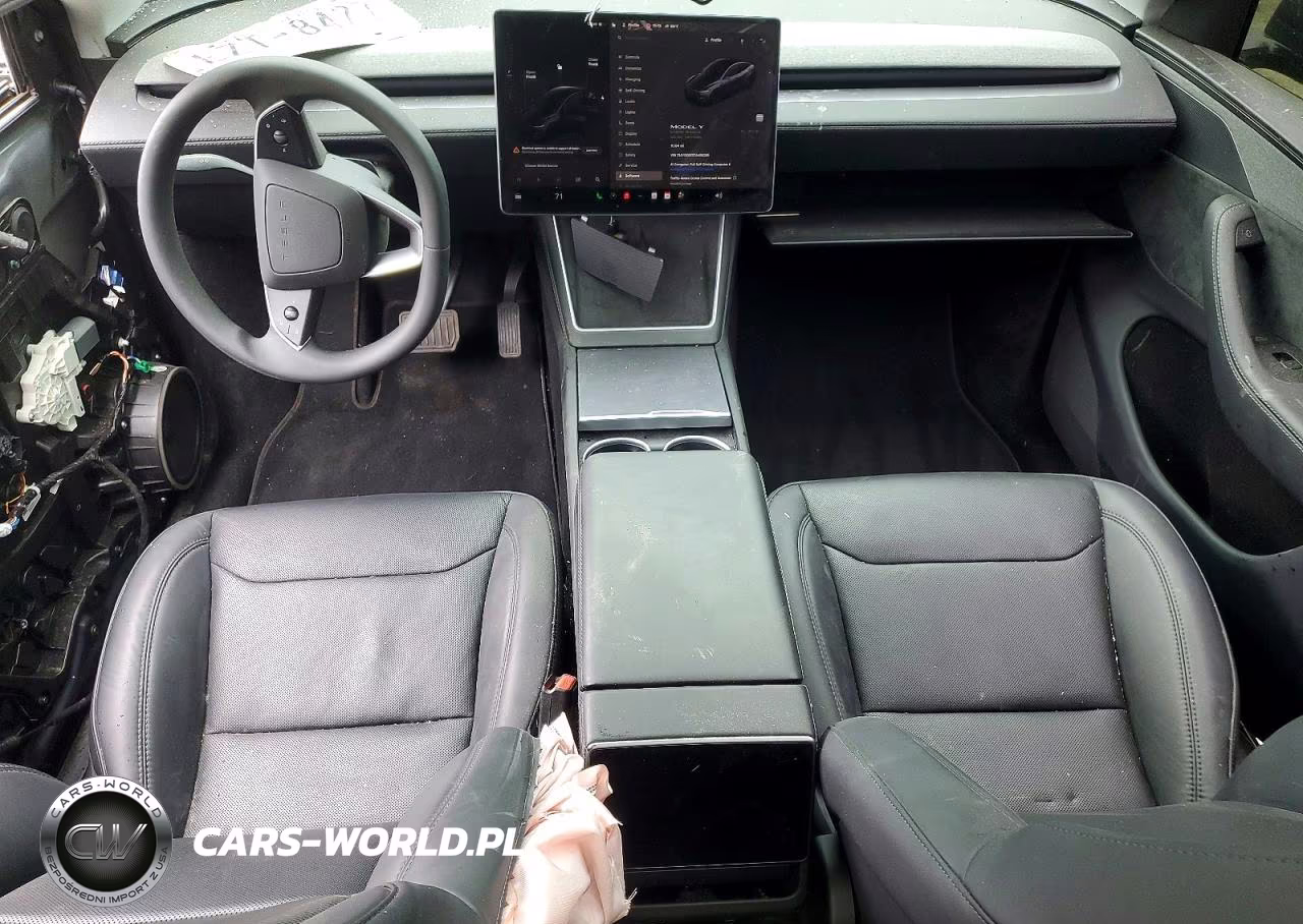 2026 Tesla Model Y VIN:7SAYGDEE5TA486286 - 8