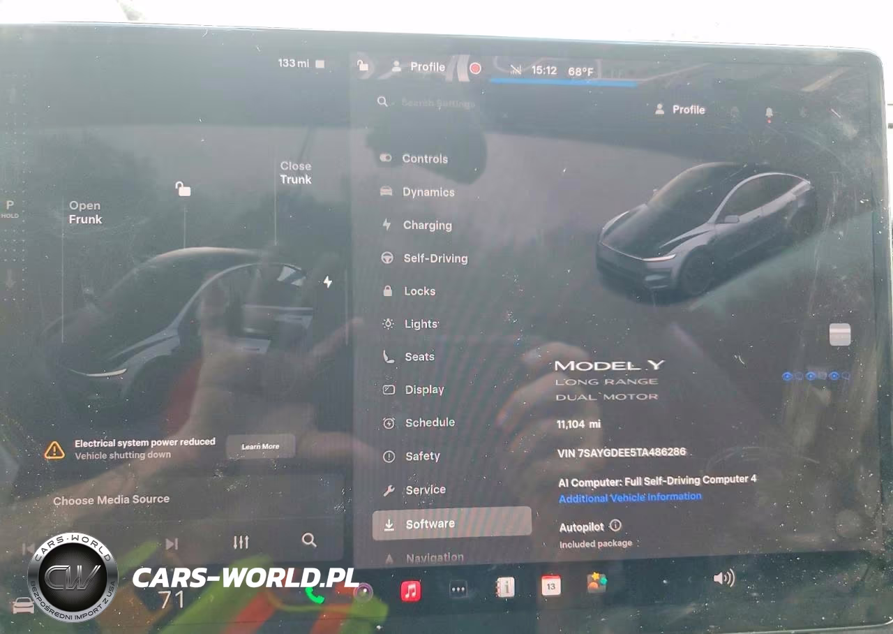 2026 Tesla Model Y VIN:7SAYGDEE5TA486286 - 9