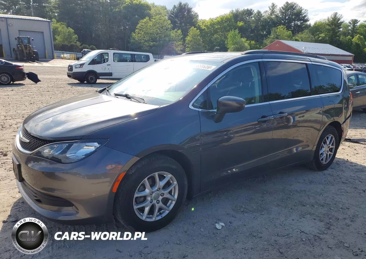 2020 Chrysler Voyager Lxi