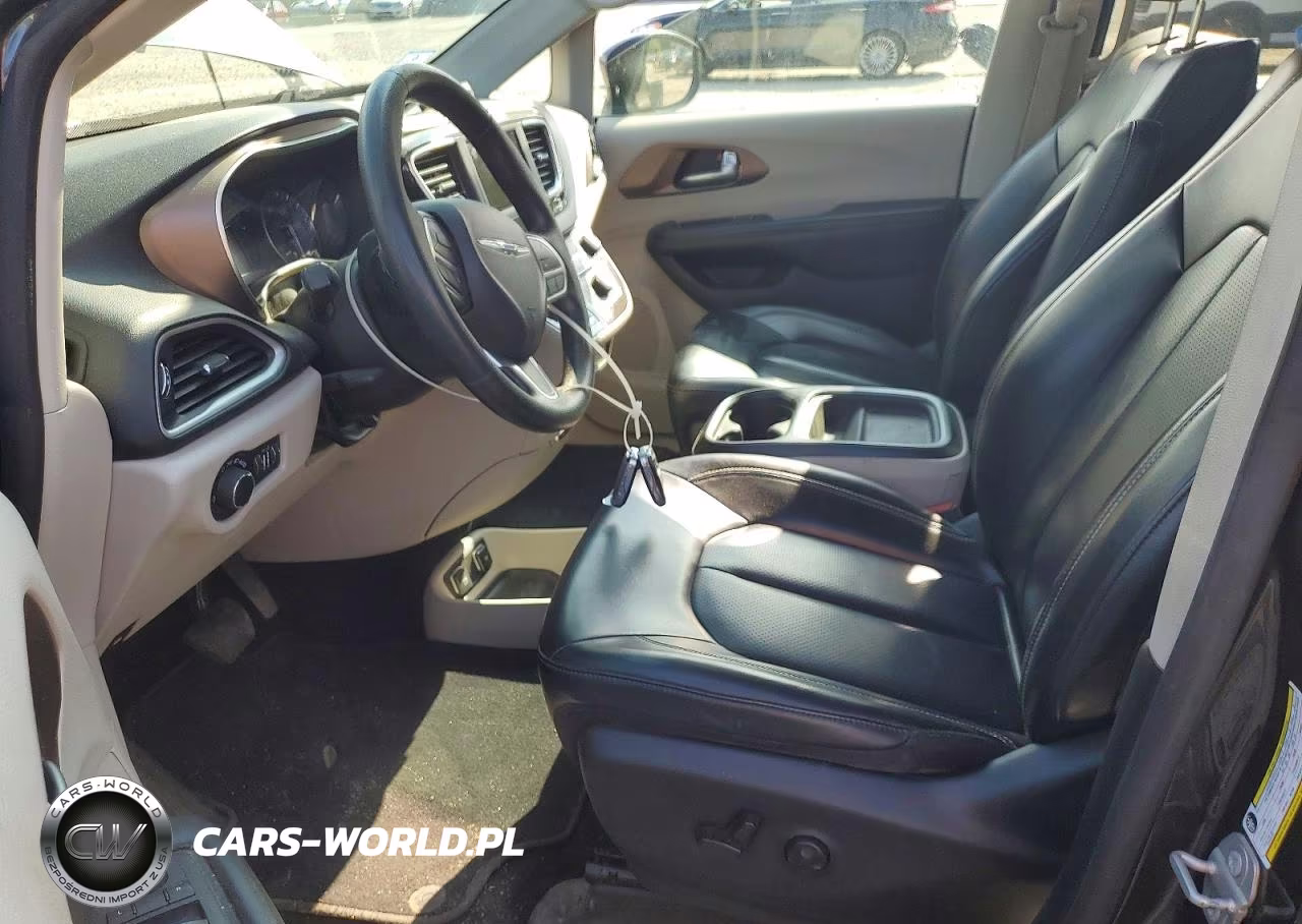 2020 Chrysler Voyager Lxi VIN:2C4RC1DG7LR163315 - 7