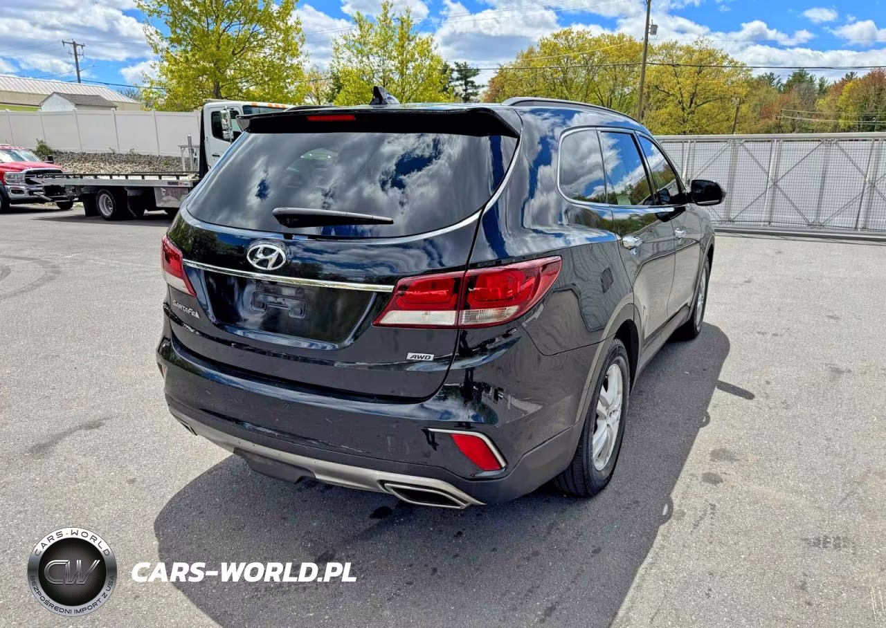 2017 Hyundai Santa Fe Se VIN:KM8SMDHF6HU209448 - 3