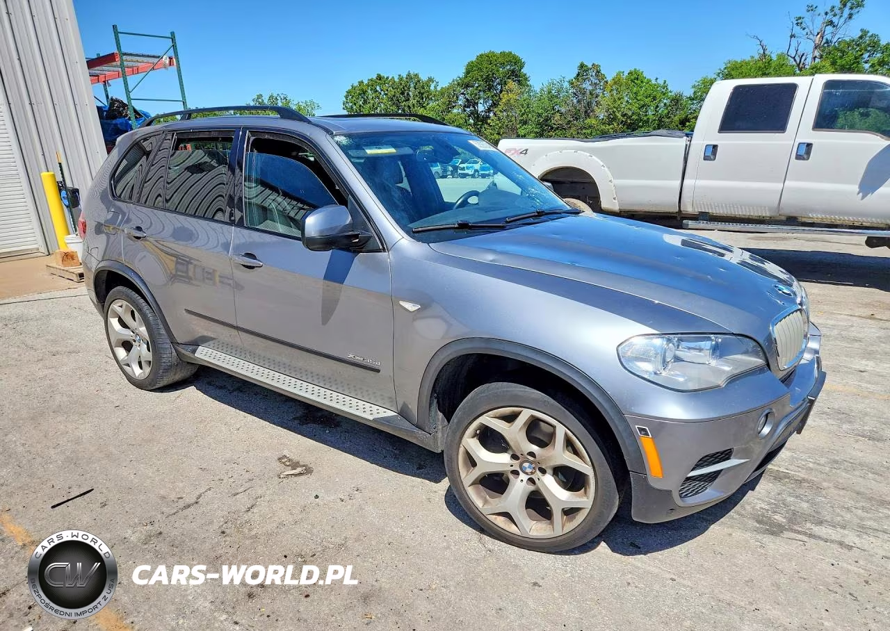 2012 BMW X5 xDrive35D VIN:5UXZW0C53CL666543 - 4