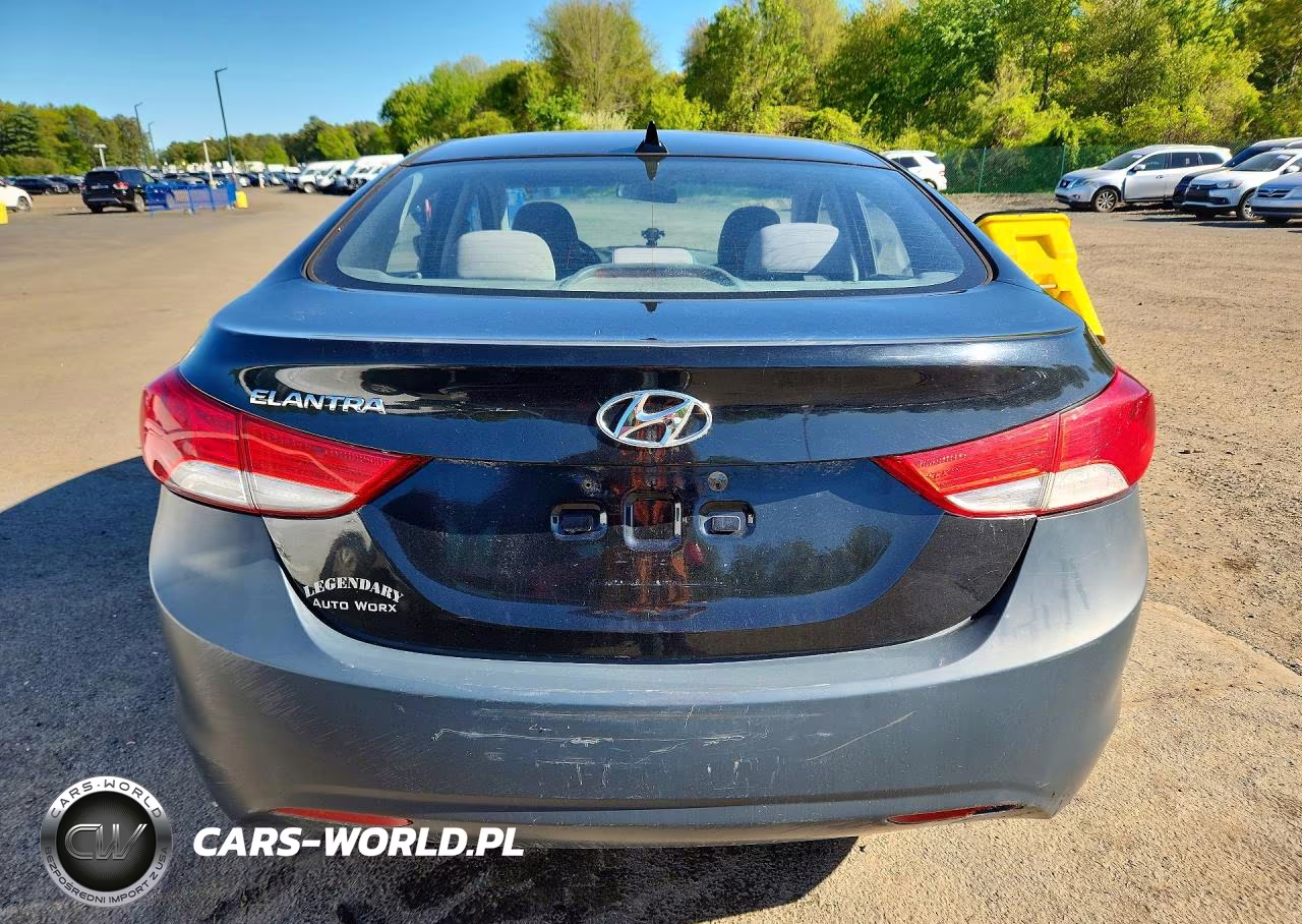 2013 Hyundai Elantra Gls VIN:5NPDH4AE2DH217117 - 6