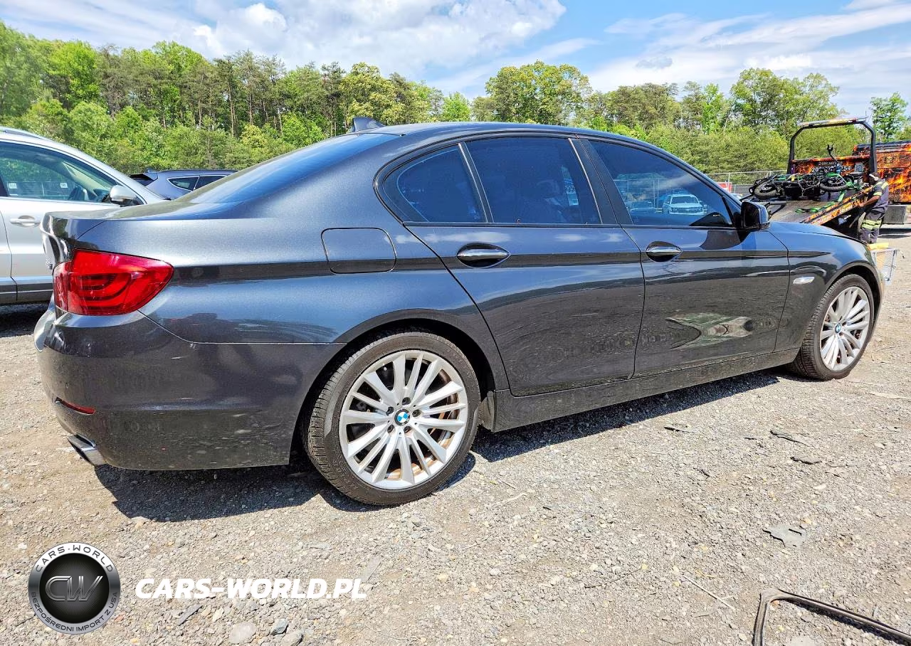 2011 BMW 5 Series VIN:WBAFU9C58BC278220 - 3