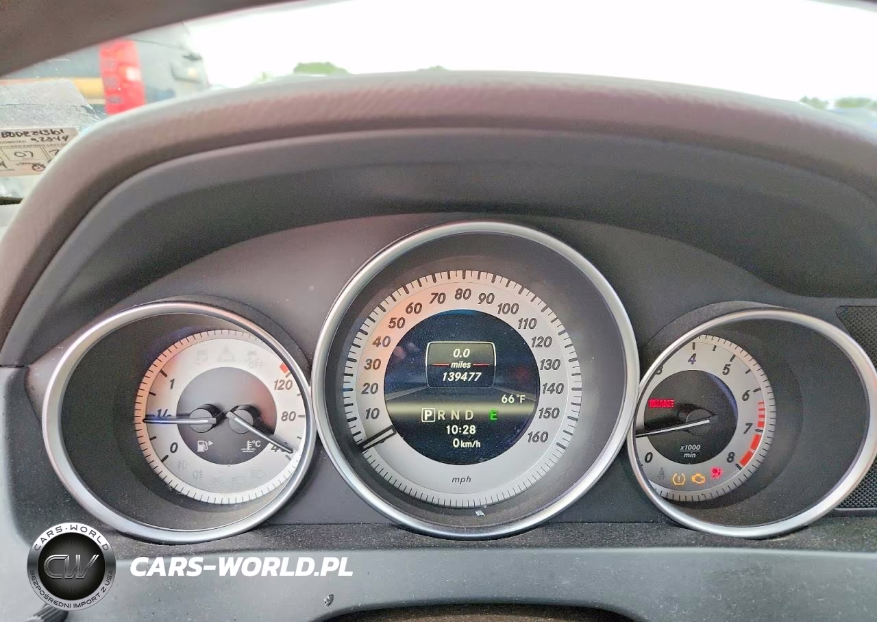 2013 Mercedes-Benz 3500 VIN:WDDGF4HB0DR243101 - 9