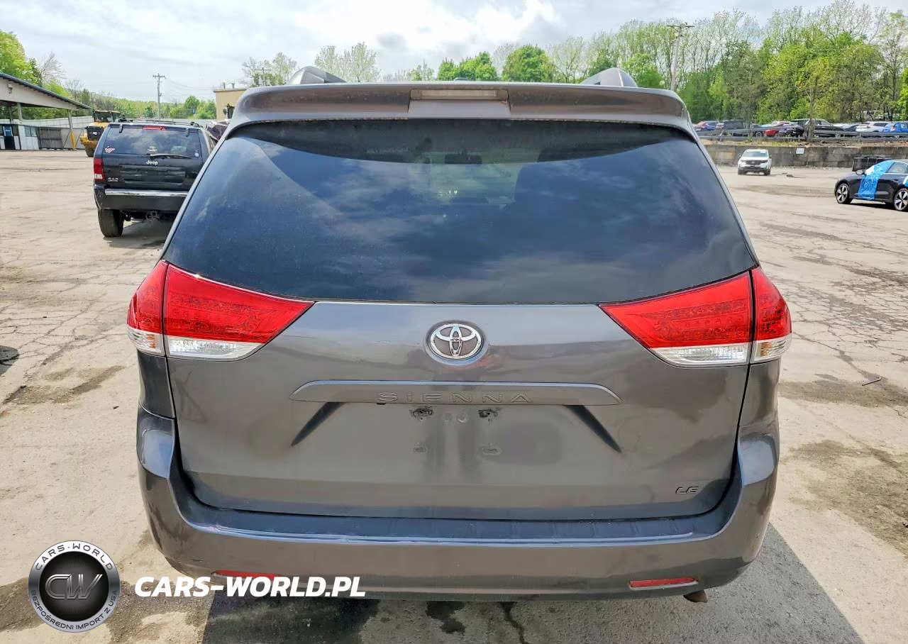 2013 Toyota Sienna Le VIN:5TDKK3DC3DS392905 - 6