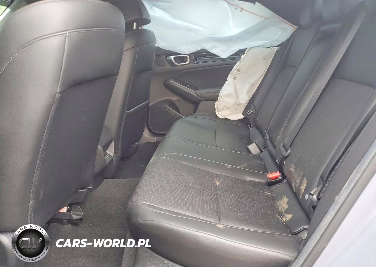 2024 Honda Civic Sport Touring VIN:19XFL1H81RE013443 - 10