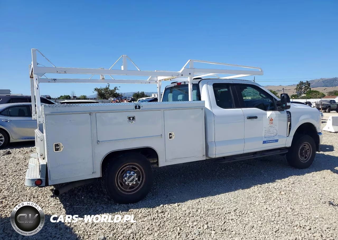2023 Ford F250 Super Duty VIN:1FT7X2BA4PEC28432 - 3