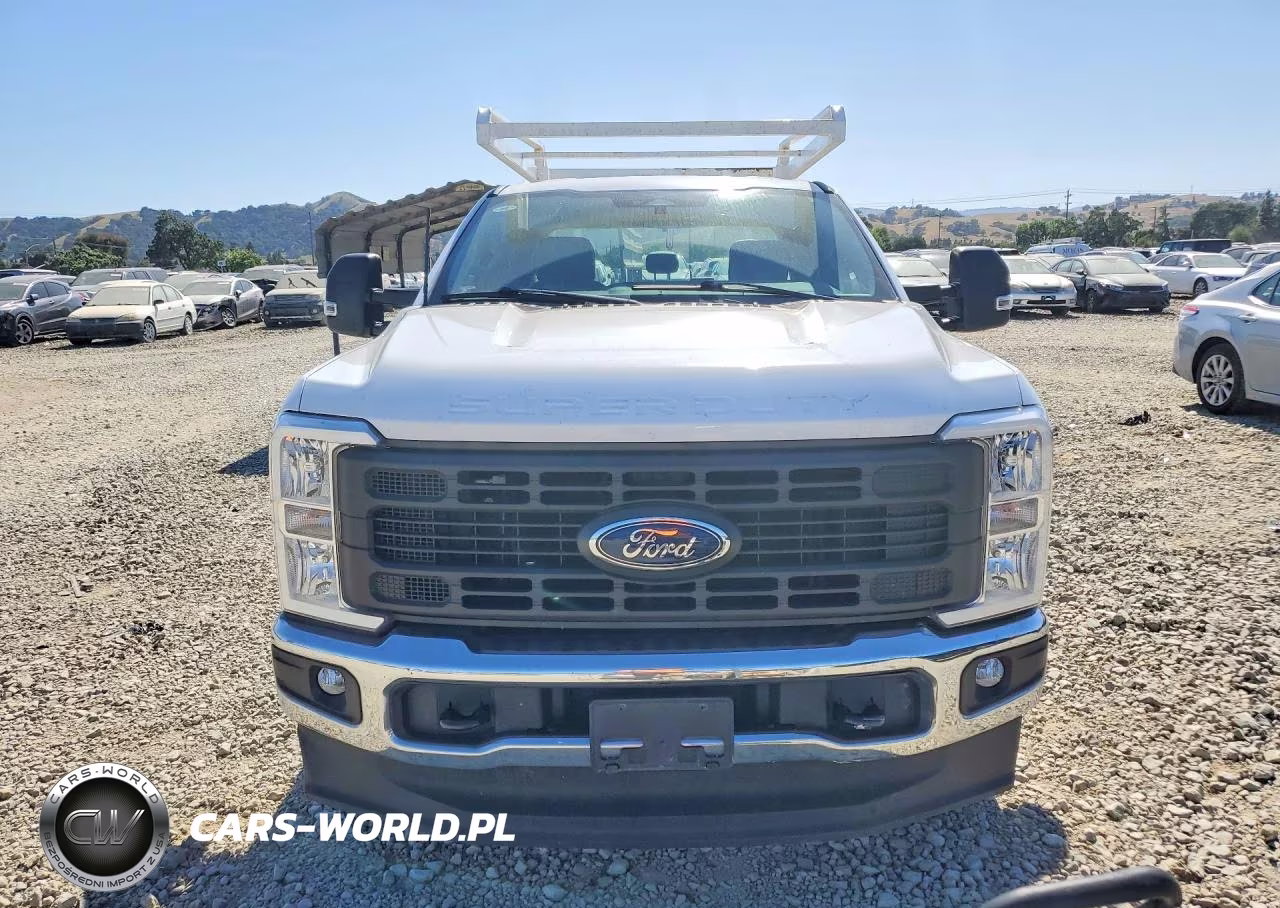 2023 Ford F250 Super Duty VIN:1FT7X2BA4PEC28432 - 5