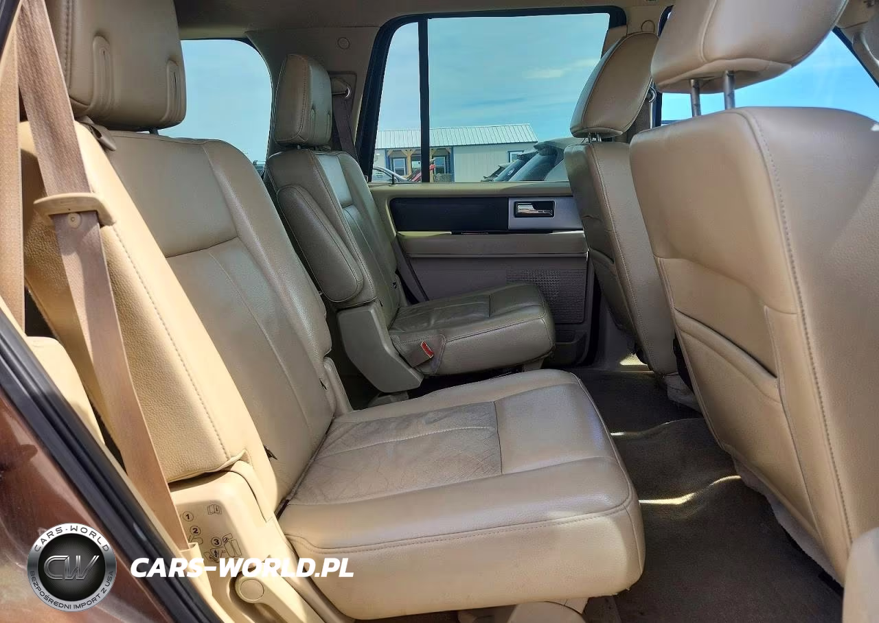 2011 Ford Expedition Xlt VIN:1FMJU1J57BEF31030 - 10