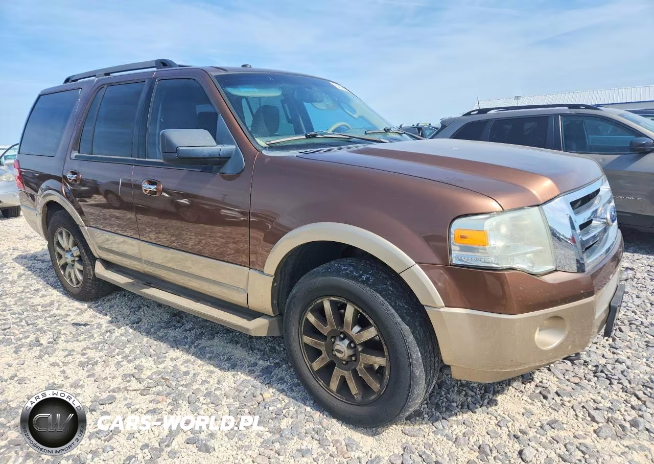 2011 Ford Expedition Xlt VIN:1FMJU1J57BEF31030 - 4