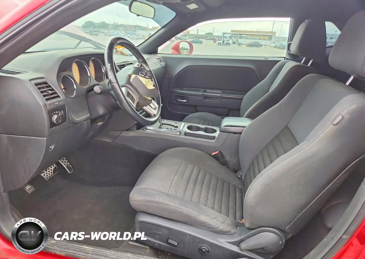 2012 Dodge Charger VIN:2C3CDYAG8CH257973 - 7