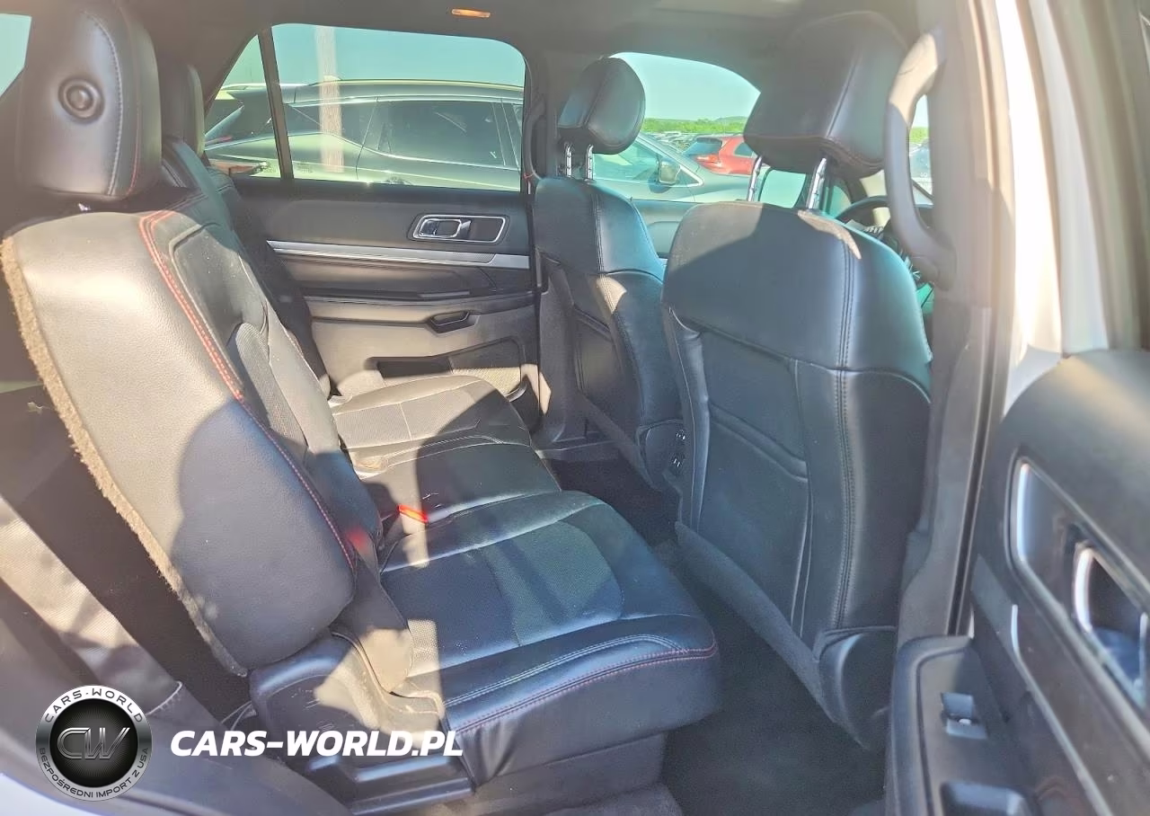 2016 Ford Explorer Sport VIN:1FM5K8GT5GGA76311 - 10