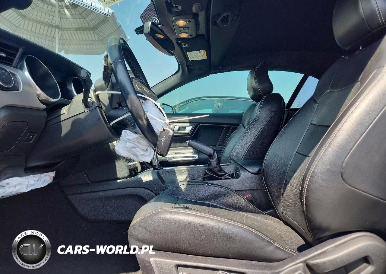 2019 Ford Mustang VIN:1FATP8UH7K5181617 - 7