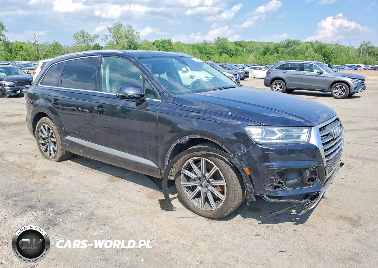 2017 Audi Q7 Premium Plus VIN:WA1LAAF7XHD003023 - 4