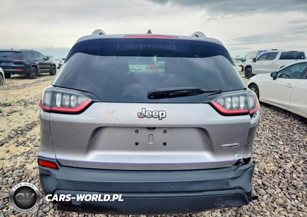 2019 Jeep Cherokee Latitude VIN:1C4PJLCBXKD203502 - 6