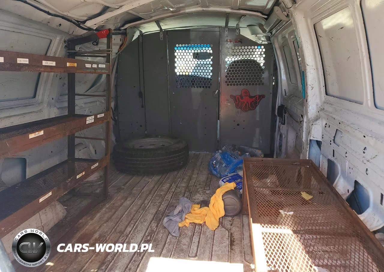 2005 Ford Econoline E150 Van VIN:1FTRE14WX5HA19807 - 10