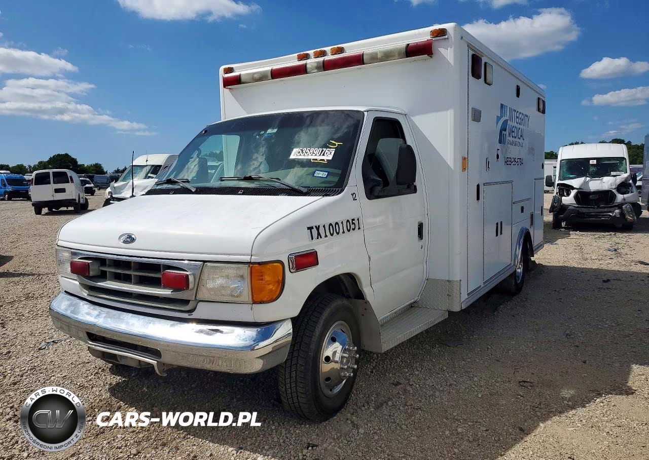 2002 Ford Econoline E450 Super Duty Cutaway Van