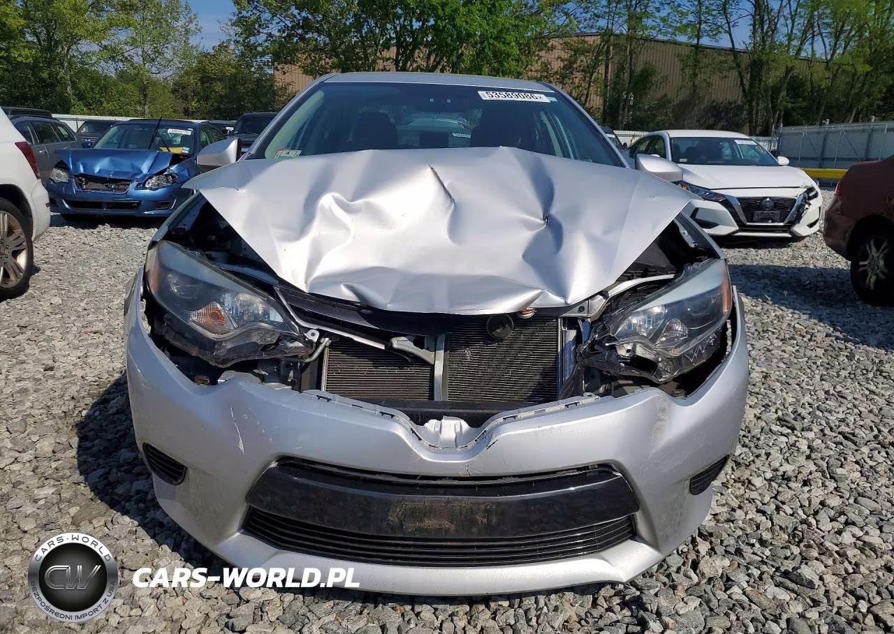 2015 Toyota Corolla Le VIN:2T1BURHEXFC245579 - 5