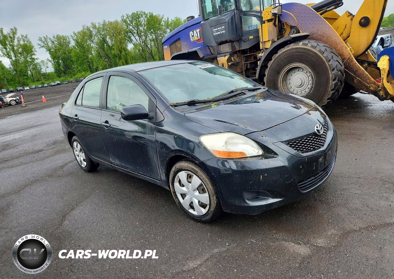 2010 Toyota Yaris Base VIN:JTDBT4K36A4076427 - 4