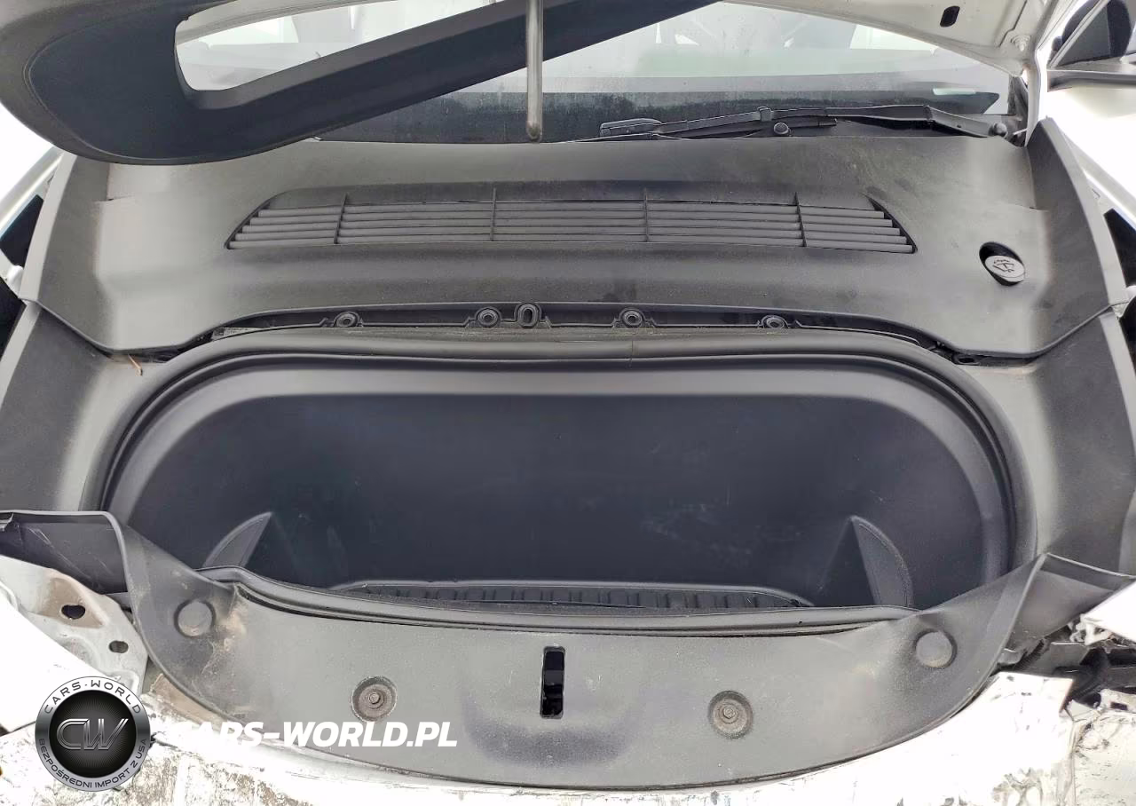 2024 Tesla Model Y VIN:7SAYGDED4RF204478 - 11