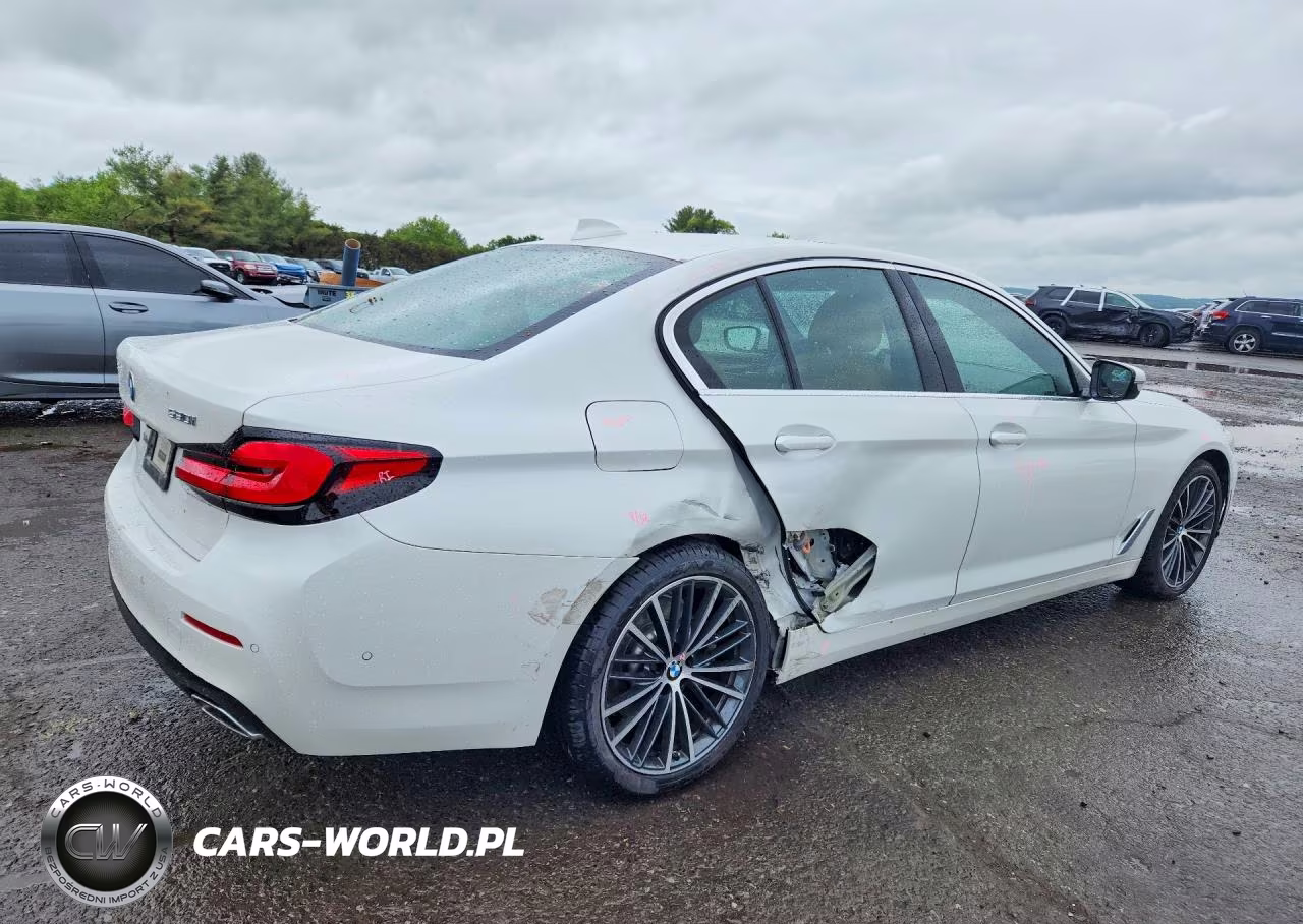 2021 BMW 530 Xi VIN:WBA13BJ02MCF71192 - 3