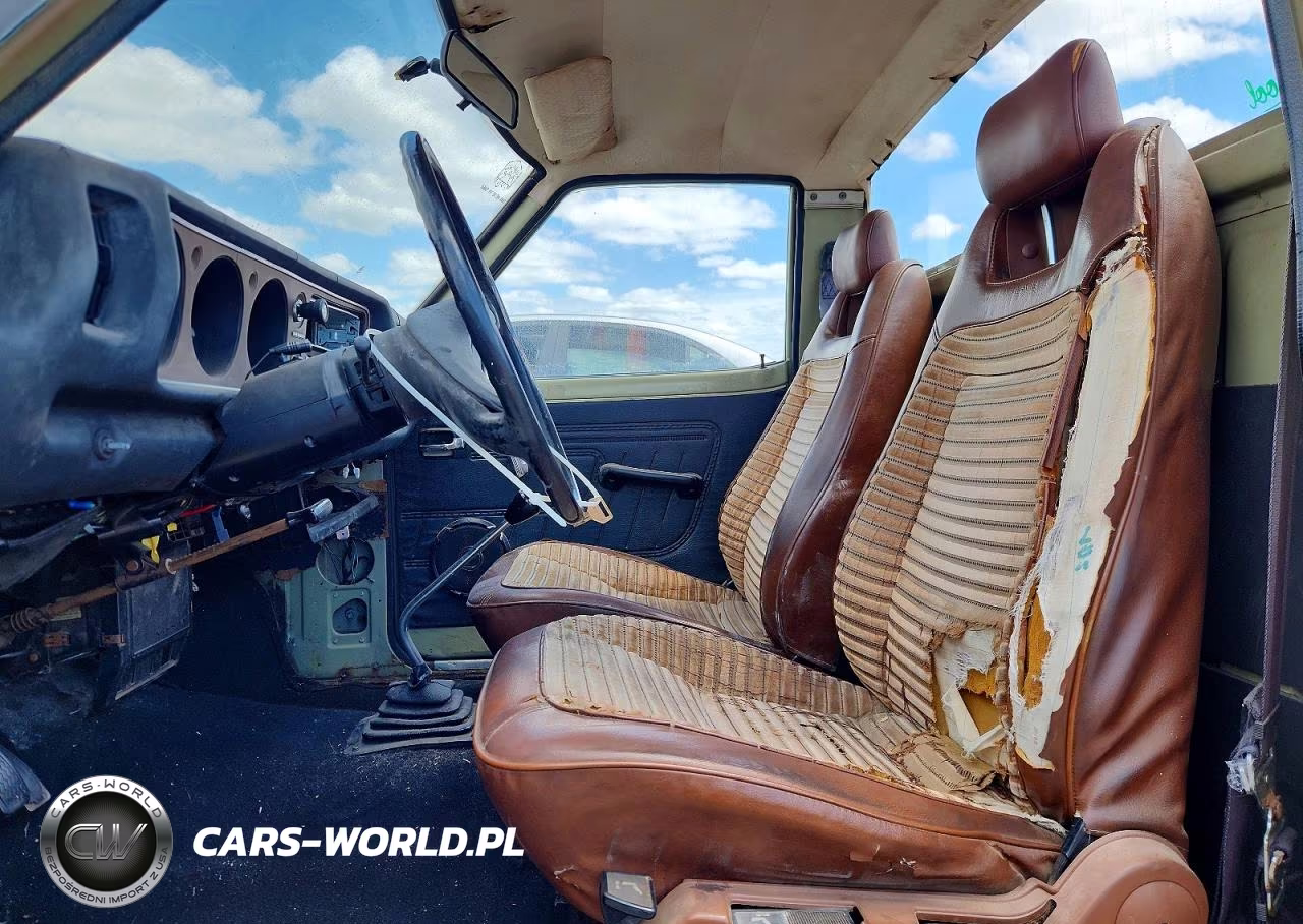 1973 Datsun 620 VIN:PL620278949 - 7