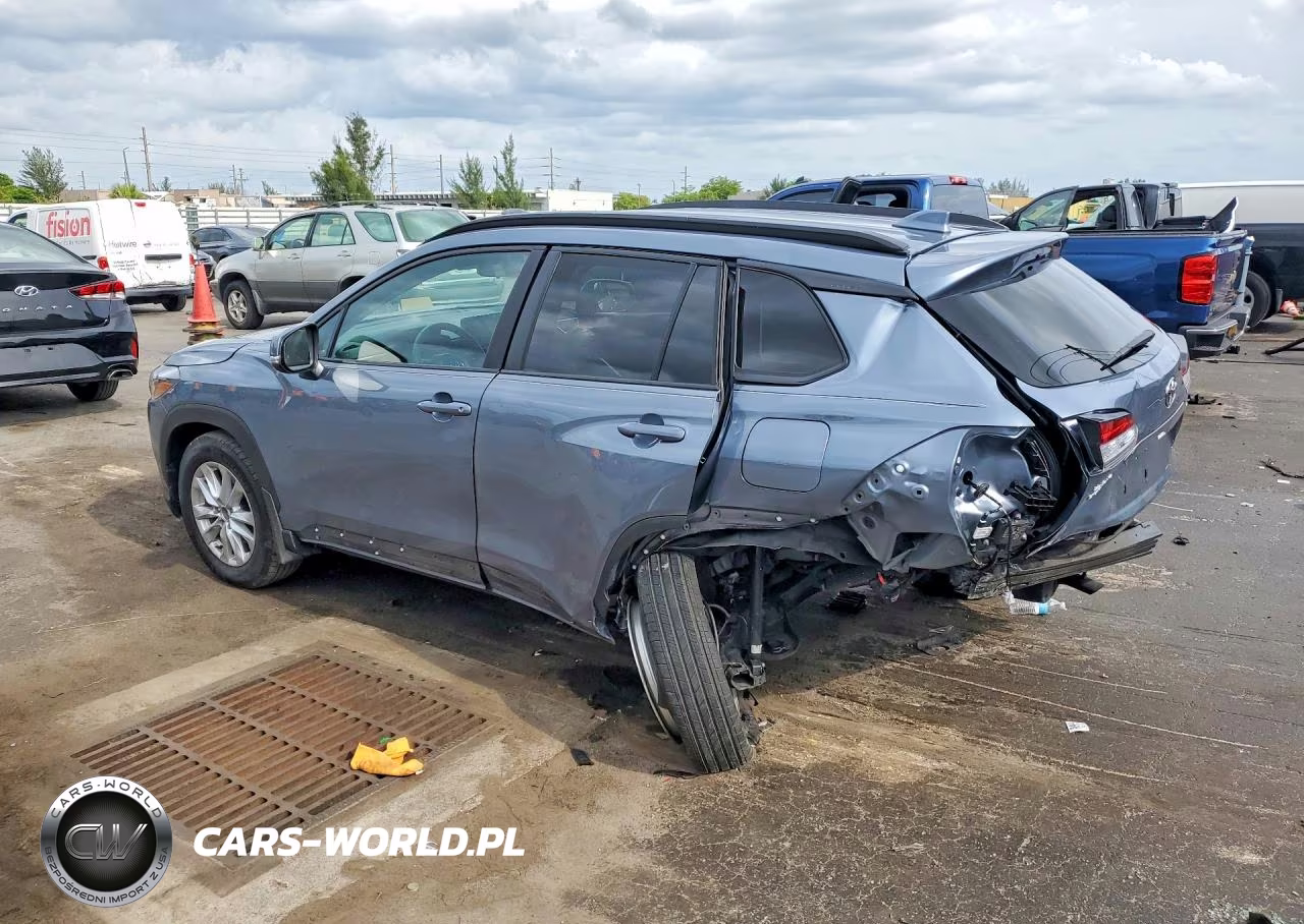 2024 Toyota Corolla Cross Le VIN:7MUCAAAG4RV108259 - 2