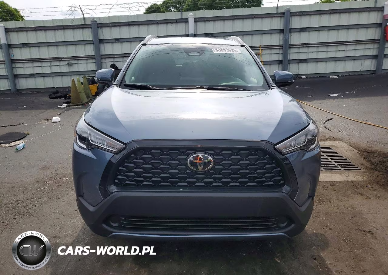 2024 Toyota Corolla Cross Le VIN:7MUCAAAG4RV108259 - 5